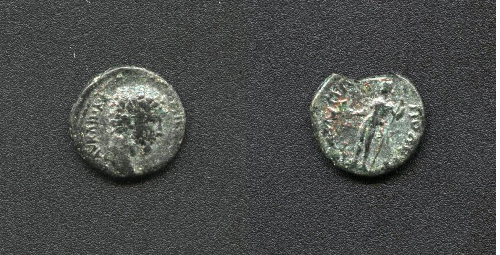 (№ ……) 6.3.  МАРК  АВРЕЛИЙ   (161 - 180г. сл.Хр.) 
АЕ 19;   4,7гр.
А.  АV КАІ МАV……  (глава на императора надясно)
R.   ΦΙΛΙΠΠΟПОΛЕІТ (Дионисий гол прав наляво, в д.ръка държи /кантарос?/, в л.ръка държи тирс с панделка)